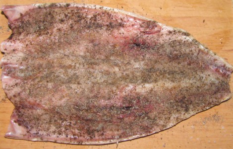 Шашлык из рыбы барбекю или жареная рыба 4 470x300 Шашлык из рыбы, барбекю или жареная рыба на углях