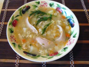 вкусный куриный суп - порция