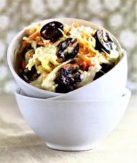 Лучший рецепт Капустного салата с виноградом и йогуртом