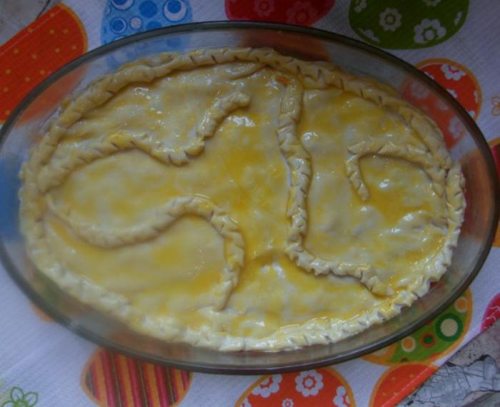  Пирог из слоеного теста с фаршем и рисом «Марья – кудесница»