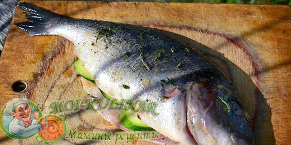 Фото приготовления рецепта - шаг №: 3 Цукини придадут рыбе