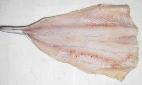 Жареная фаршированная рыба с сыром 2 470x282 Жареная фаршированная рыба с сыром