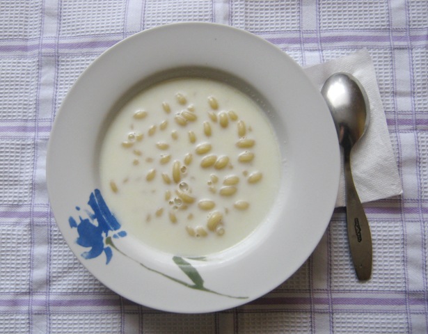 молочный суп с макаронами