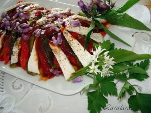 Салат с помидорaми и сыром "Томатно-помидорный БЛЮЗ". Салат с зеленью