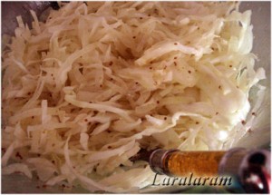 Немецкий капустный салат «День простоять, да ночь продержаться…» Салат с маринадом
