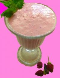 Как сделать молочный коктейль с ягодами: фоторецепт