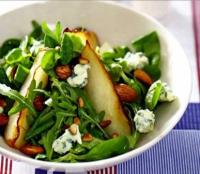 Рецепт как приготовить вкусный салат с жареными грушами и голубым сыром