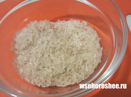 Куриные сердечки с рисом в горшочке, подготовка риса